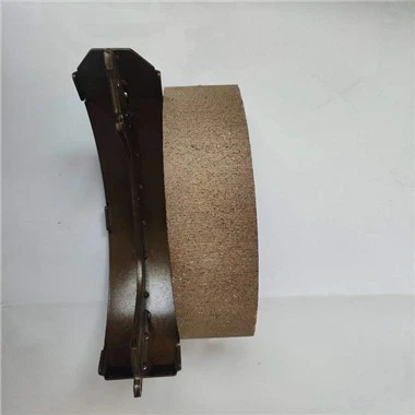 Nekovová brzdová čelist